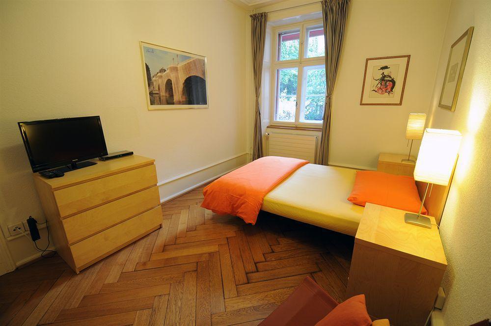 Unique Serviced Living @ Airport Line Basel Exterior foto