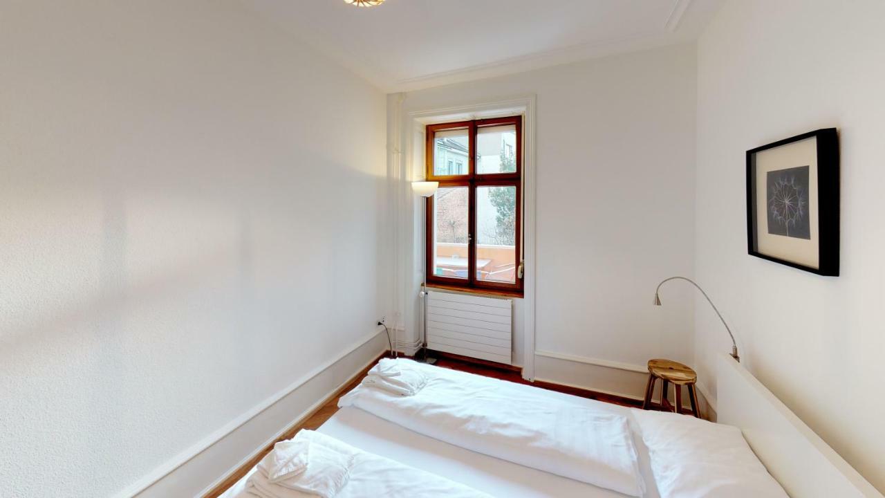 Unique Serviced Living @ Airport Line Basel Exterior foto